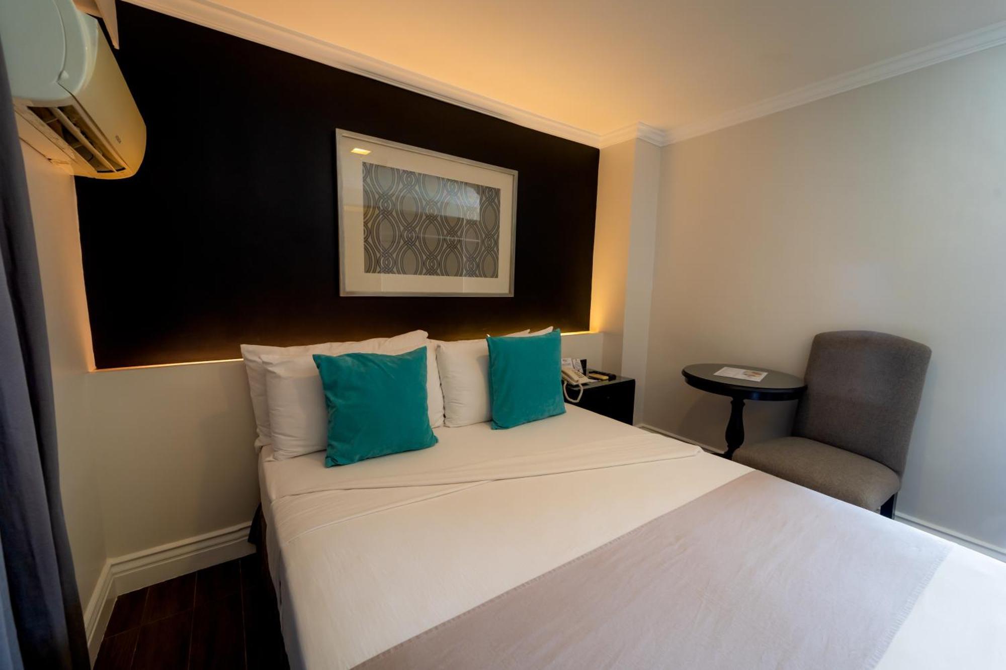 Metrocentre Hotel Tagbilaran City Ngoại thất bức ảnh